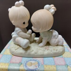 Precious Moments "Good Friends Are Forever" #521817 bisque porcelain f